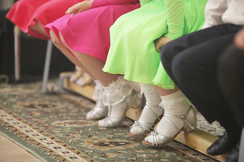 子供から大人まで学ぶダンススクール